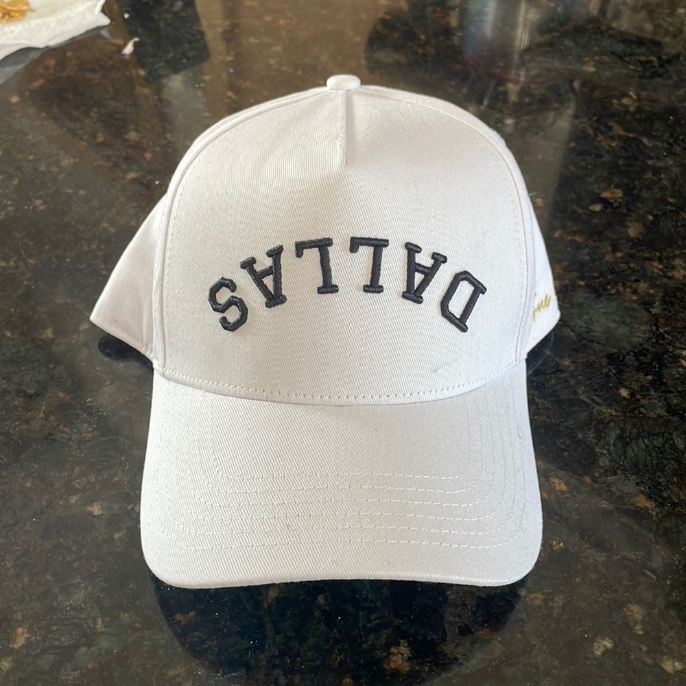 True BrVnd Dallas White Hat - Dallas cowboys!